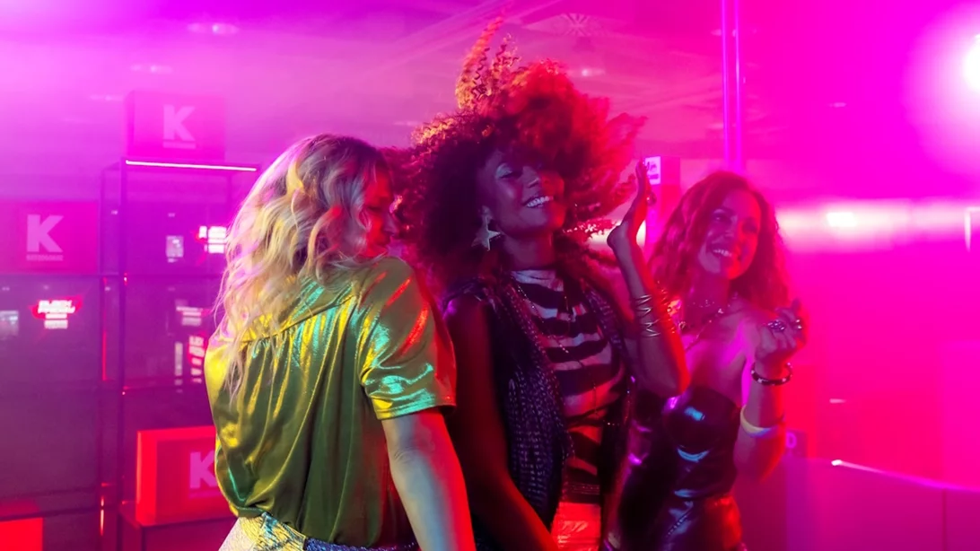 "Ξέρεις τι ζητάς" | Reunion για τη Shaya, τη Νάνσυ και τη Φρόσω από τις Hi-5 για τη φετινή Black Friday