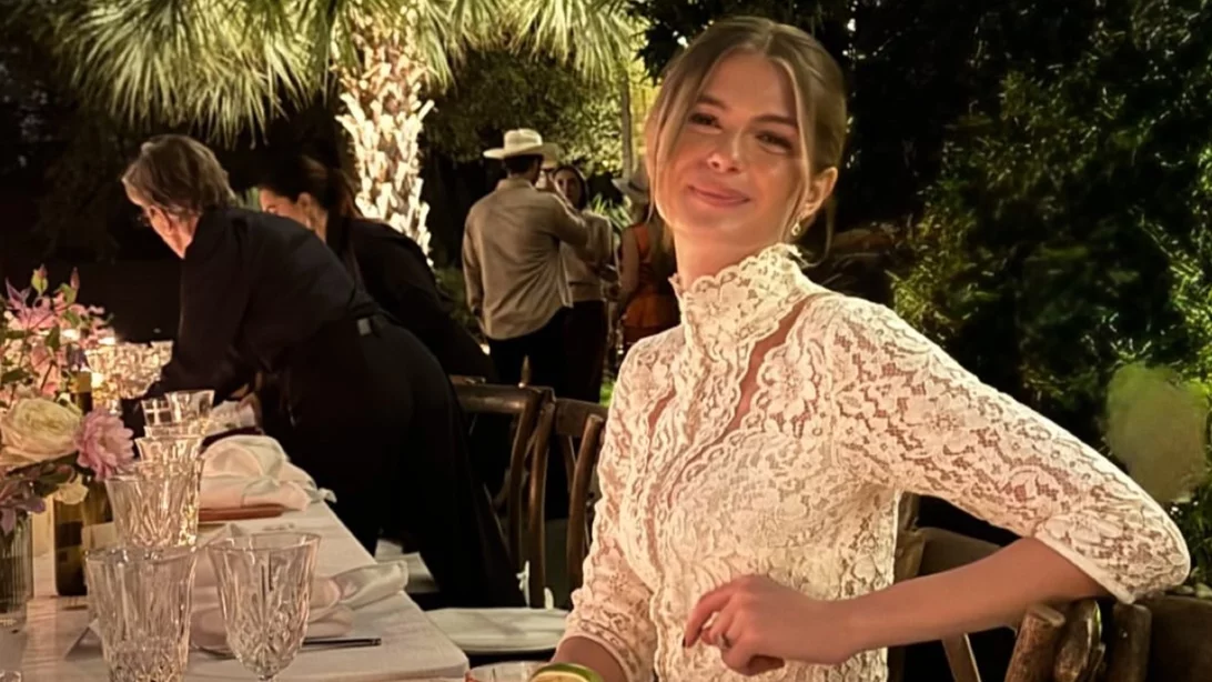 Αμαλία Κωστοπούλου | Το δαντελένιο φόρεμα του wedding party της ήταν δημιουργία Έλληνα σχεδιαστή