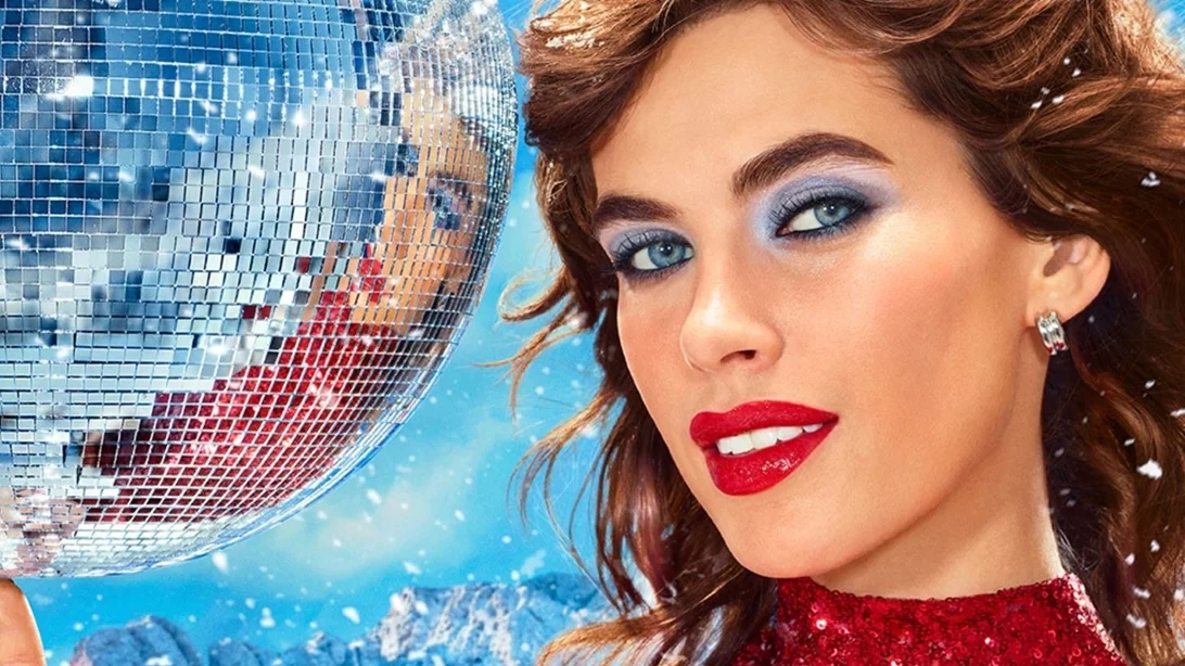 Snow-Kissed Holiday Collection | Η συλλογή μακιγιάζ που θα ορίσει τα εορταστικά σας looks σαν παγωμένο φιλί