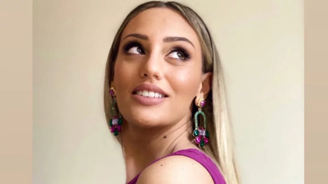 Έγκυος η Άννα Κορακάκη | "Το μικρό μας κοριτσάκι γεμίζει ήδη τις σκέψεις και τα όνειρά μας"