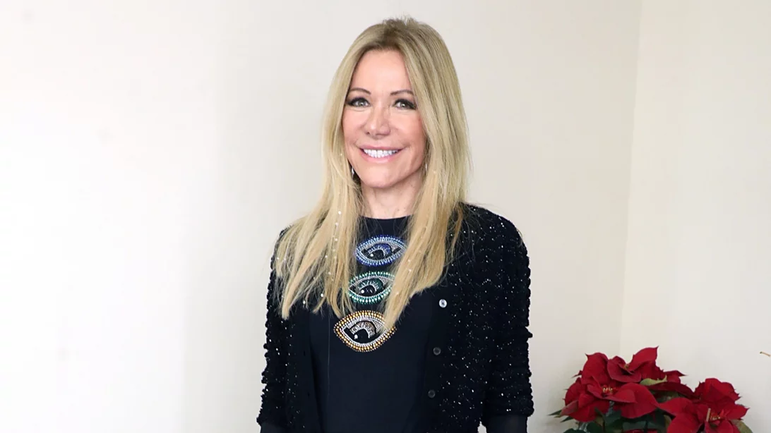 Μαριάννα Λάτση | Εμφανίστηκε με crop top και μάς έδειξε τους καλοσχηματισμένους της κοιλιακούς