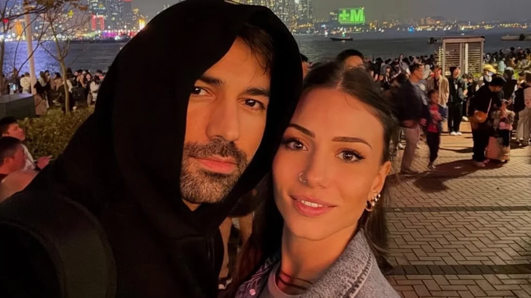 Ανδρέας Γεωργίου & Σιμώνη Χριστοδούλου | To ρομαντικό δείπνο στον Πύργο του Άιφελ με θέα όλο το Παρίσι