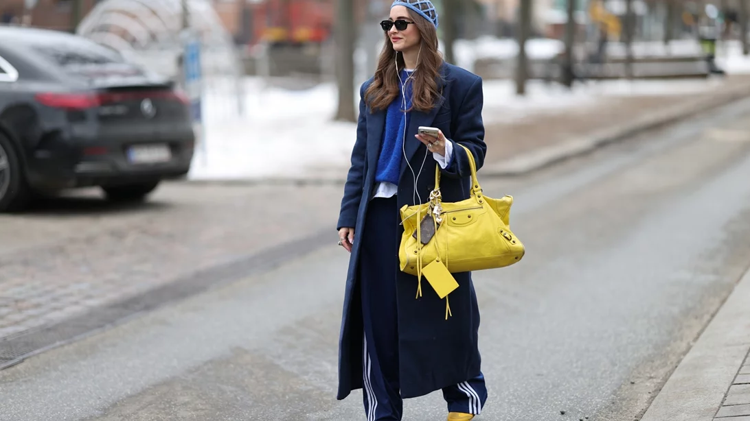 Do it like the Scandi girls | Πώς φορούν τις φόρμες τους στην Κοπεγχάγη;