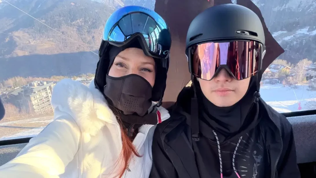 Σίσσυ Χρηστίδου | Χριστουγεννιάτικo ταξίδι στο Κουρσεβέλ με τους γιους της