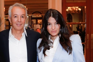 Άννα Βίσση | Το νέο ξεκίνημα στη νυχτερινή Αθήνα με τη Δήμητρα Κούστα στο πλευρό της