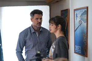 Πιο γοητευτικός από ποτέ | Ο Μιχάλης Λεβεντογιάννης ποζάρει με γκρίζους κροτάφους και μάς φτιάχνει το πρωινό μας - εικόνα 2