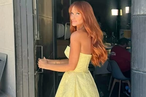 Το πιο γλυκό χάδι | Η Σίσσυ Χρηστίδου μοιράστηκε την πιο τρυφερή φωτογραφία της ημέρας