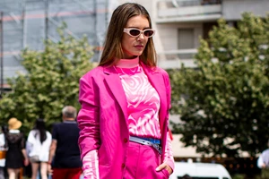 7 ανοιξιάτικα looks από Ελληνίδες influencers που αξίζει να αντιγράψεις