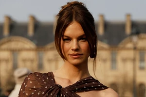 Πώς να κάνεις τις βλεφαρίδες σου πιο μακριές και πυκνές