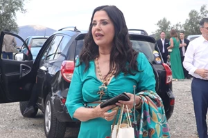 Η Μαρία Τζομπανάκη αγνώριστη σε ηλικία 34 ετών στον φακό του Κλεισθένη