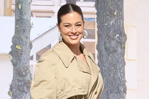 Το "Old money aesthetic" πανωφόρι από την H&M που θα κάνει τη διαφορά στο χειμερινό στιλ σου