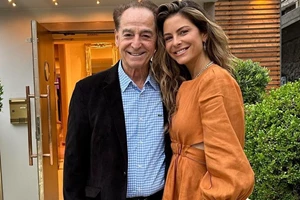 Η Μαρία Μενούνος είναι ερωτευμένη ακόμη με τον Keven Undergaro και δεν το κρύβει