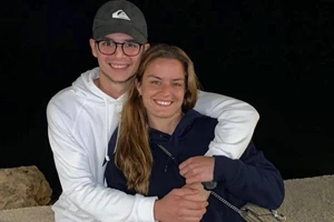 Μαρία Σάκκαρη | "Οι θαυμαστές στο εξωτερικό δεν ενδιαφέρονται με ποιον βγαίνω. Mε κάνει ευτυχισμένη και τον κάνω ευτυχισμένο" - εικόνα 2