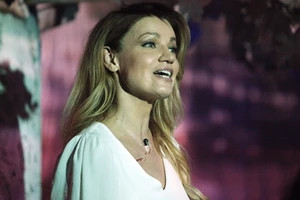 Η Δούκισσα Νομικού έζησε μια ημέρα αξέχαστη για εκείνη | Οι αγκαλιές που δέχθηκε