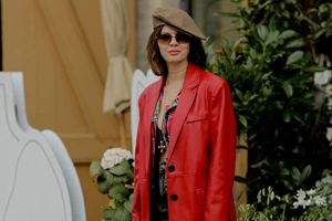 Η Ελεονώρα Μελέτη φόρεσε το ιδανικό μαύρο φόρεμα από Massimo Dutti για τις βραδινές εξόδους της σεζόν