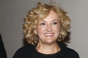 Φαίδρα Νταϊόγλου | Η 28χρονη κούκλα κόρη της Υρώς Μανέ στη σκηνή με τη διάσημη μητέρα της - εικόνα 4