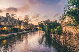 Η Ευρώπη όπως δεν την έχεις ξαναδεί | Τα αληθινά σκηνικά των ταινιών της Disney