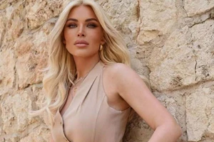 Ξένια Κουτσουμπή | Με το boho φορμάκι που θα λατρέψουν όλες οι μαμάδες 🤍 - εικόνα 2