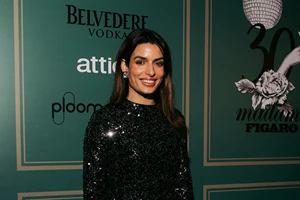 Τόνια Σωτηροπούλου | Η εμφάνισή της με το πιο ανατρεπτικό γιορτινό fashion item από τη Marks & Spencer