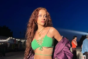 Πάντα στο πλευρό της | Ο Αλμπέρτο Μποτία στη μεγάλη συναυλία της Ελένης Φουρέιρα