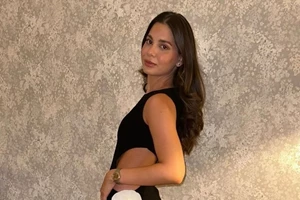 Τζένη Μπαλατσινού | Οι τρυφερές φωτογραφίες από το πάρτι για τον γάμο της Αμαλίας Κωστοπούλου - εικόνα 4