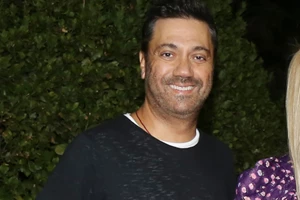 Μάνος Θεοφάνους | Η απίστευτη ομοιότητα με τον πατέρα του, Γιώργο Θεοφάνους - εικόνα 3