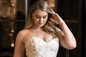 Η αναζωογονητική θεραπεία προσώπου που αξίζει να δοκιμάσεις λίγες μέρες πριν τον γάμο σου - εικόνα 2