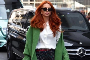 Η Έβελυν Καζαντζόγλου στο Missbloom | Τι φορά όταν θέλει να νιώσει αυτοπεποίθηση; - εικόνα 2