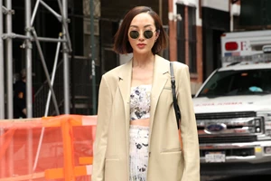 Θέλεις να ανανεώσεις το στιλ σου | Η Σταματίνα Τσιμτσιλή φόρεσε το πιο κομψό Zara φόρεμα που κοστίζει 30 ευρώ - εικόνα 2