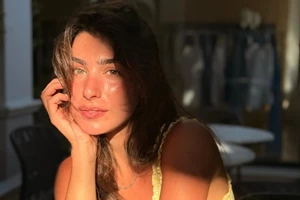 Χρύσα Μιχαλοπούλου | Η selfie με το κομψό κολιέ που δεν αποχωρίζεται ποτέ - εικόνα 2