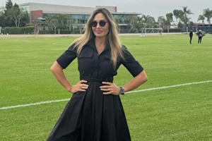 Η μεγάλη αλήθεια της Ελένης Πετρουλάκη για τη σωστή διατροφή | Μάς δείχνει όσα υπάρχουν στο ψυγείο της κόρης της - εικόνα 3