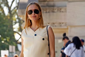 Παρεό ακόμα και στην πόλη; Η Ζενεβιέβ Μαζαρί θα σε πείσει να το φορέσεις - εικόνα 2