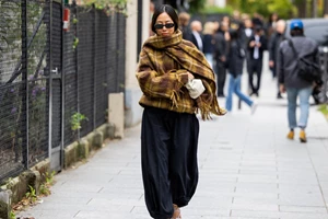 Η Σίσσυ Χρηστίδου με τις μπορντό μπότες από την Envie Shoes που θα αναβαθμίσουν κάθε σύνολό σου - εικόνα 4