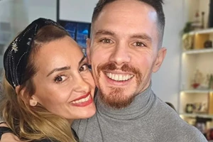 Λευτέρης Πετρούνιας | Η έκπληξη του Χρήστου Μάστορα για τα γενέθλιά του - εικόνα 6