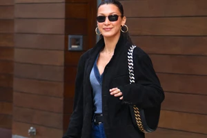 3 ερωτήσεις που θα σε βοηθήσουν να μην γεμίσεις τη ντουλάπα με ρούχα που δεν θα φορέσεις ποτέ - εικόνα 2