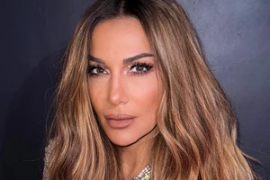 Η Δέσποινα Βανδή έγινε ξανθιά | Η (απρόσμενη) αλλαγή στα μαλλιά της