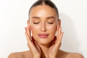 Tried and Tested | 7 concealers που όντως σβήνουν τους μαύρους κύκλους και δίνουν blur εφέ