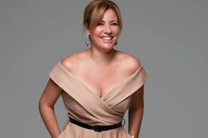 Ελισάβετ Μουτάφη, Μαριάννα Τουμασάτου και Υρώ Λούπη ξανά μαζί 17 χρόνια μετά τη "Βέρα στο δεξί"