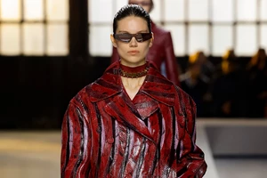 8 φούστες για να ανανεώσεις τα office looks σου