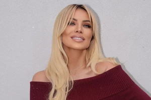 Κατερίνα Καινούργιου | Η λεπτομέρεια στο στολισμένο σαλόνι της που φανερώνει τη βαθιά της πίστη - εικόνα 3