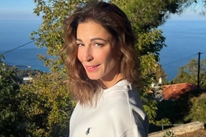 Κατερίνα Παπουτσάκη | Ρομαντικές διακοπές στην Ίο με τον σύντροφό της – Φωτογραφίες από την απόδρασή τους