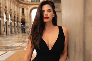 Χριστίνα Μπόμπα και Σάκης Τανιμανίδης στο Λονδίνο | Ρομαντική απόδραση για δύο