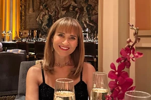 Μάρα Ζαχαρέα | Το πρωτότυπο tip που δεν γνώριζες για το κραγιόν σου - Οι έξτρα συμβουλές που μοιράστηκε - εικόνα 2