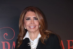 "Μια όμορφη κατάξανθη οικογένεια" | Στην Ερμιόνη ο Παύλος Ντε Γκρες με τη Marie Chantal και τα πέντε παιδιά τους - εικόνα 4