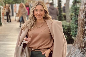 Η Υβόννη Ντόστα στο Missbloom | Η no fail στιλιστική συμβουλή που ακολουθεί θα κάνει τη διαφορά στο ντύσιμό σου