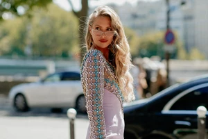 5 κομψοί συνδυασμοί για να αντιγράψεις στις βραδινές εξόδους του καλοκαιριού - εικόνα 2