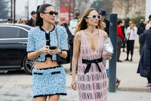 Η Κατερίνα Ευαγγελινού φόρεσε το άκρως απαραίτητο πανωφόρι για αυτή την εποχή