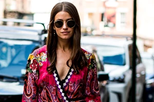 Πώς θα ντυθείς σαν fashionista στο πολύ κρύο; Αντίγραψε το look της Ευγενίας Σαμαρά