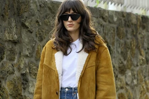 1 ζευγάρι παπούτσια- 5 διαφορετικά looks | Τα αγαπημένα παπούτσια της Βίκυς Καγιά είναι ιδανικά για την άνοιξη - εικόνα 8