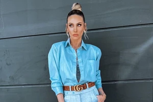 Η Αθηνά Οικονομάκου σε παιδικό πάρτι | Το cute βίντεο που δημοσίευσε με τον Μάξιμο και τη Σιέννα